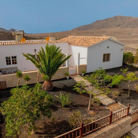 Casa Amaya - Spacious House With Pool, Large Garden, Bbq, 2 Terraces, And Ideal Location El Charco  Ngoại thất bức ảnh